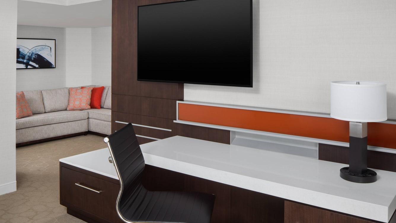 Delta Airport 4*